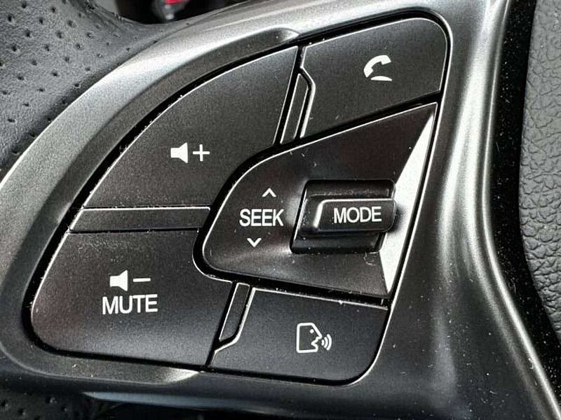 SsangYong Tivoli QUARTZ Automatic*Klima*Navi*SH*Alu