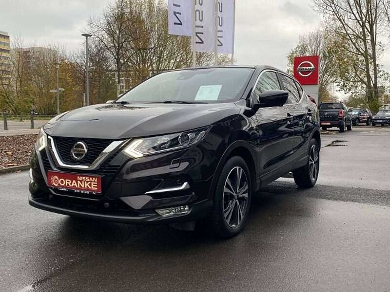 Nissan Qashqai 1.3 DIG-T DCT N-Connecta BFS*18Zoll