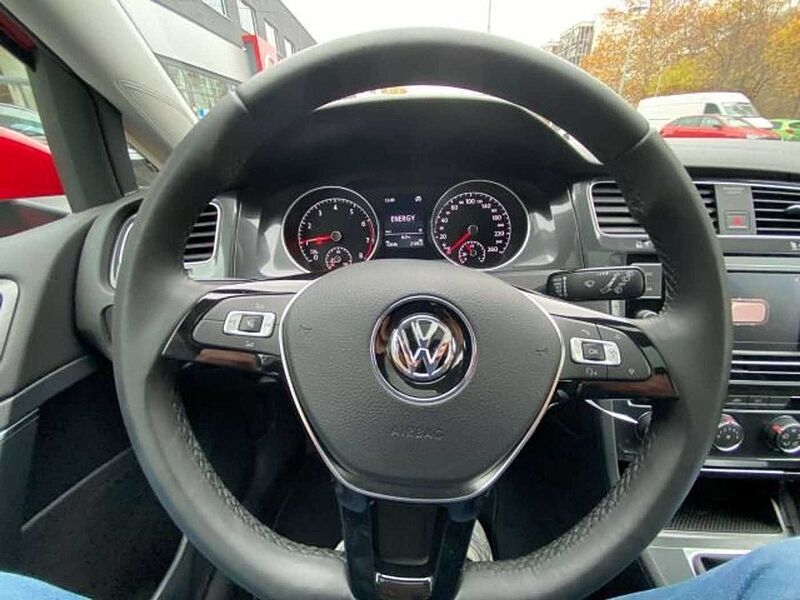 Volkswagen Golf VII 1.0 TSI Comf. P-Dach*Licht-Sicht Paket