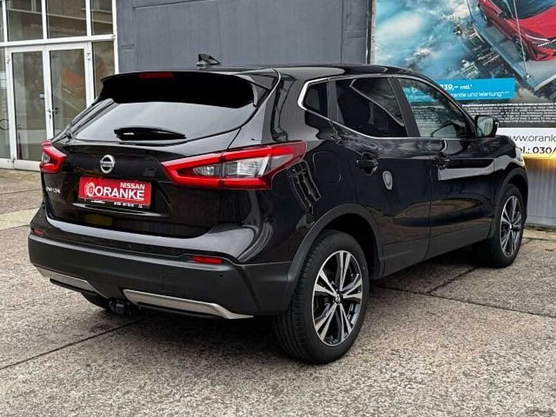 Nissan Qashqai 1.3 DIG-T DCT N-Connecta Winterpaket*ALU